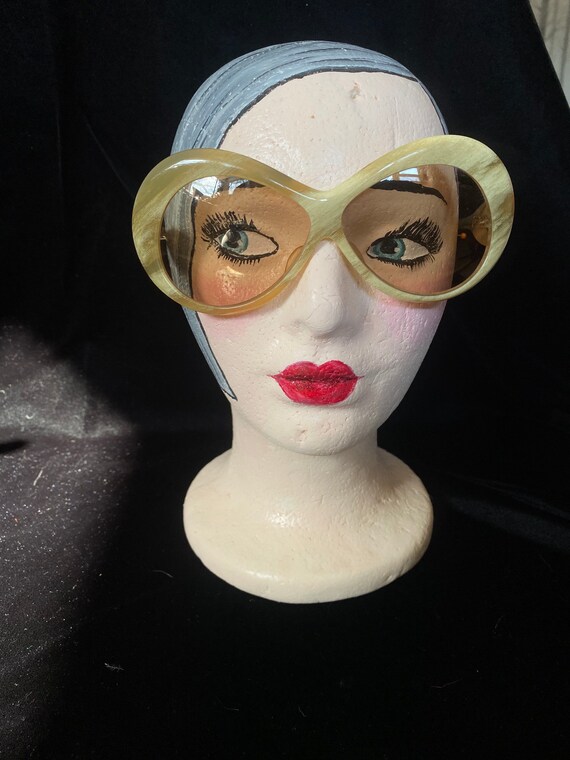 Rare vintage round beige sunglasses, AA Sutain No… - image 2