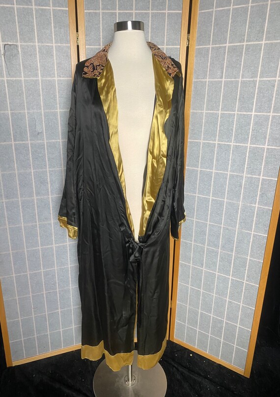 Vintage 1940’s gray and gold silky robe, the Mende