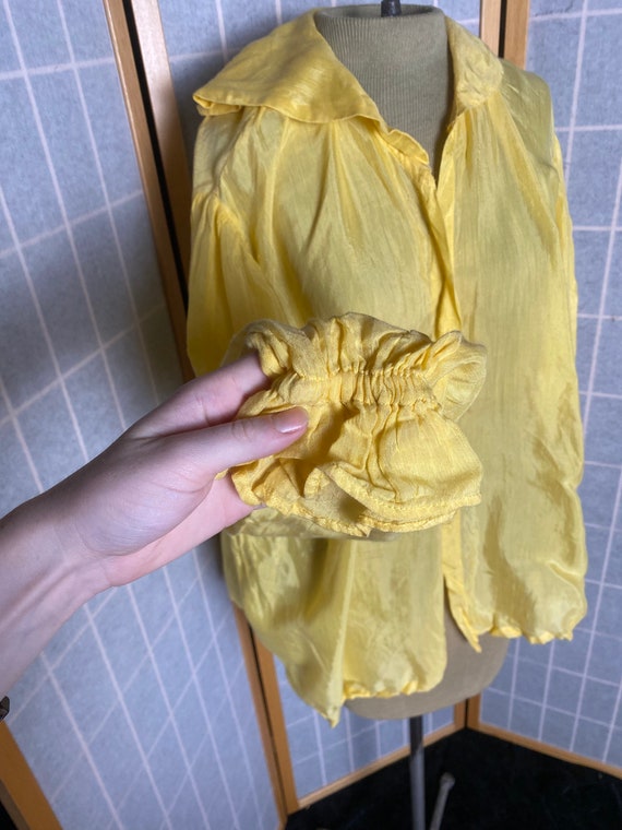 Vintage antique gold yellow silk puffy open shirt… - image 4