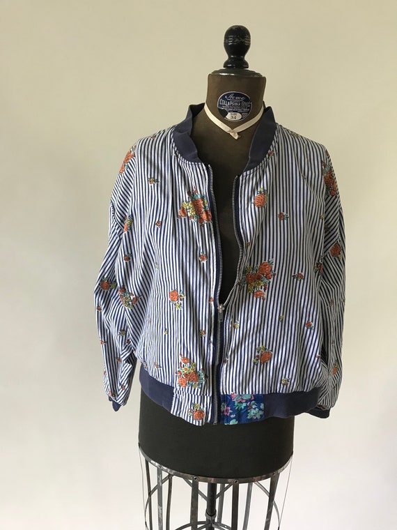 Vintage 1980s floral striped blue zip up jacket