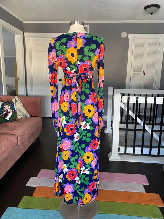 Vintage 1970’s colorful floral maxi dress with sq… - image 5