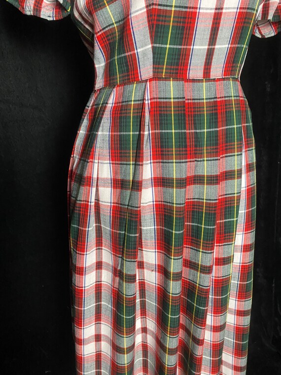 Vintage 1950’s red, white and green plaid Christm… - image 4