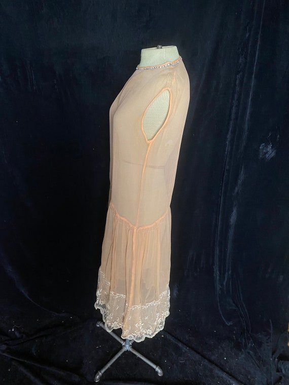 Vintage 1920’s sheer peach flapper dress with rhi… - image 5