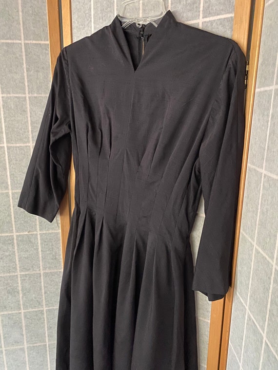 Vintage 1940’s structural pleated dress size xs