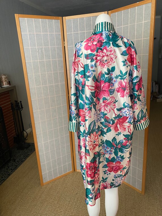 Vintage 1980’s floral and striped satin robe - image 6