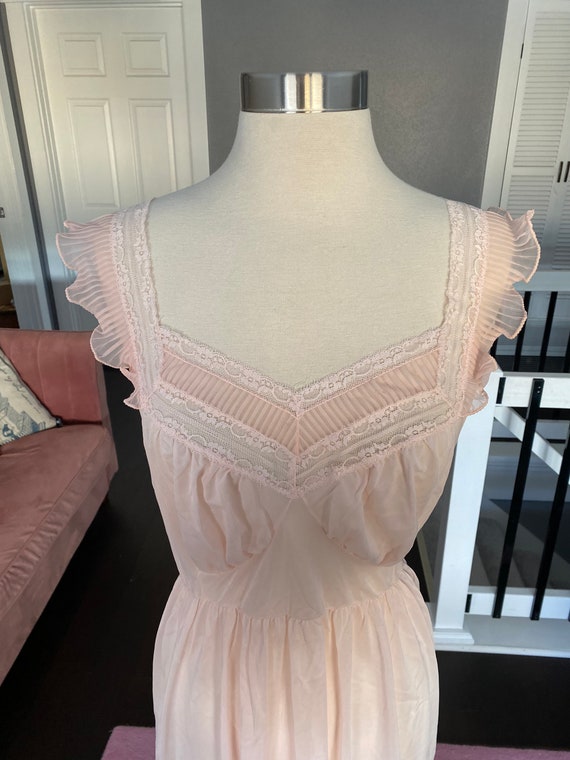 Vintage 1950’s light pink sheer nylon nightie, ni… - image 4