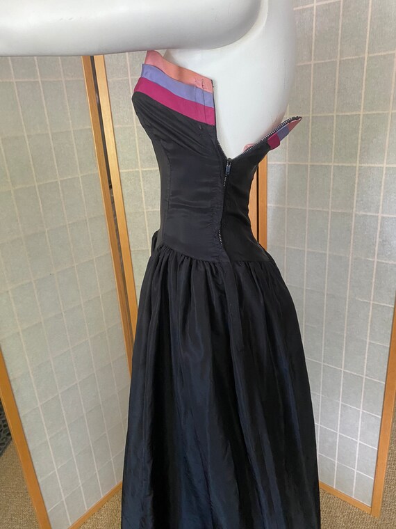 Vintage 1950’s black strapless party dress with p… - image 7