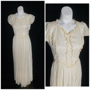 Vintage 1940s cream Swiss dot dress with puffy sleeves, size xs image 1
