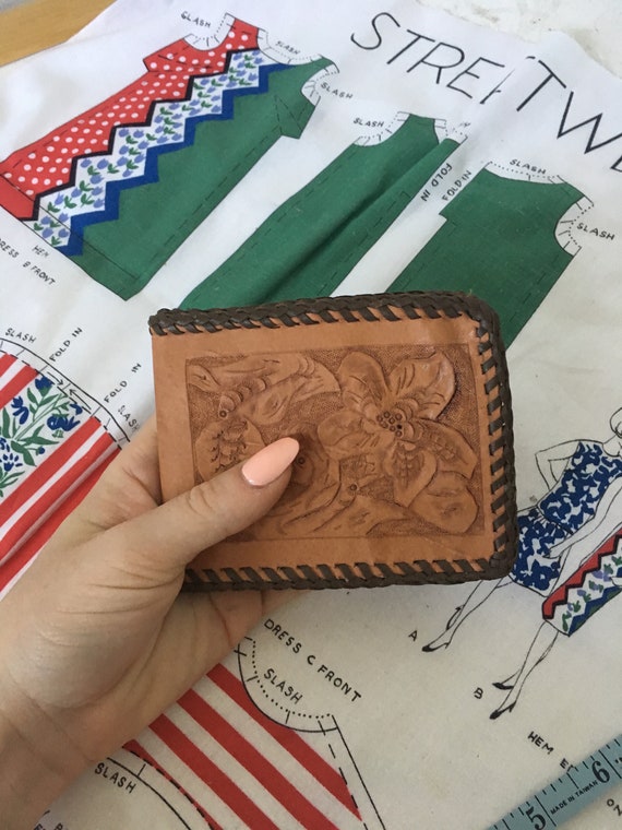 Vintage 1970's Brown Tooled Leather Wallet - image 4