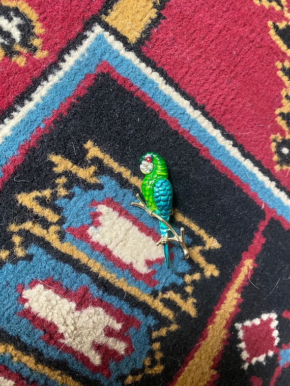 Vintage 1950’s blue and green parrot brooch with … - image 1