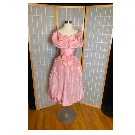 Vintage 1950’s pink Lorrie Deb party dress with t… - image 1