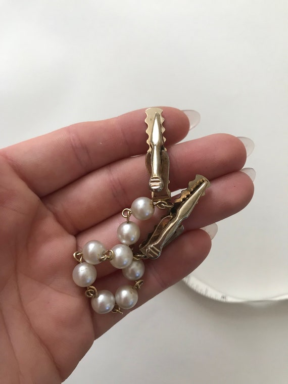 Vintage 1960's White Beaded Faux Pearl and Gold S… - image 4