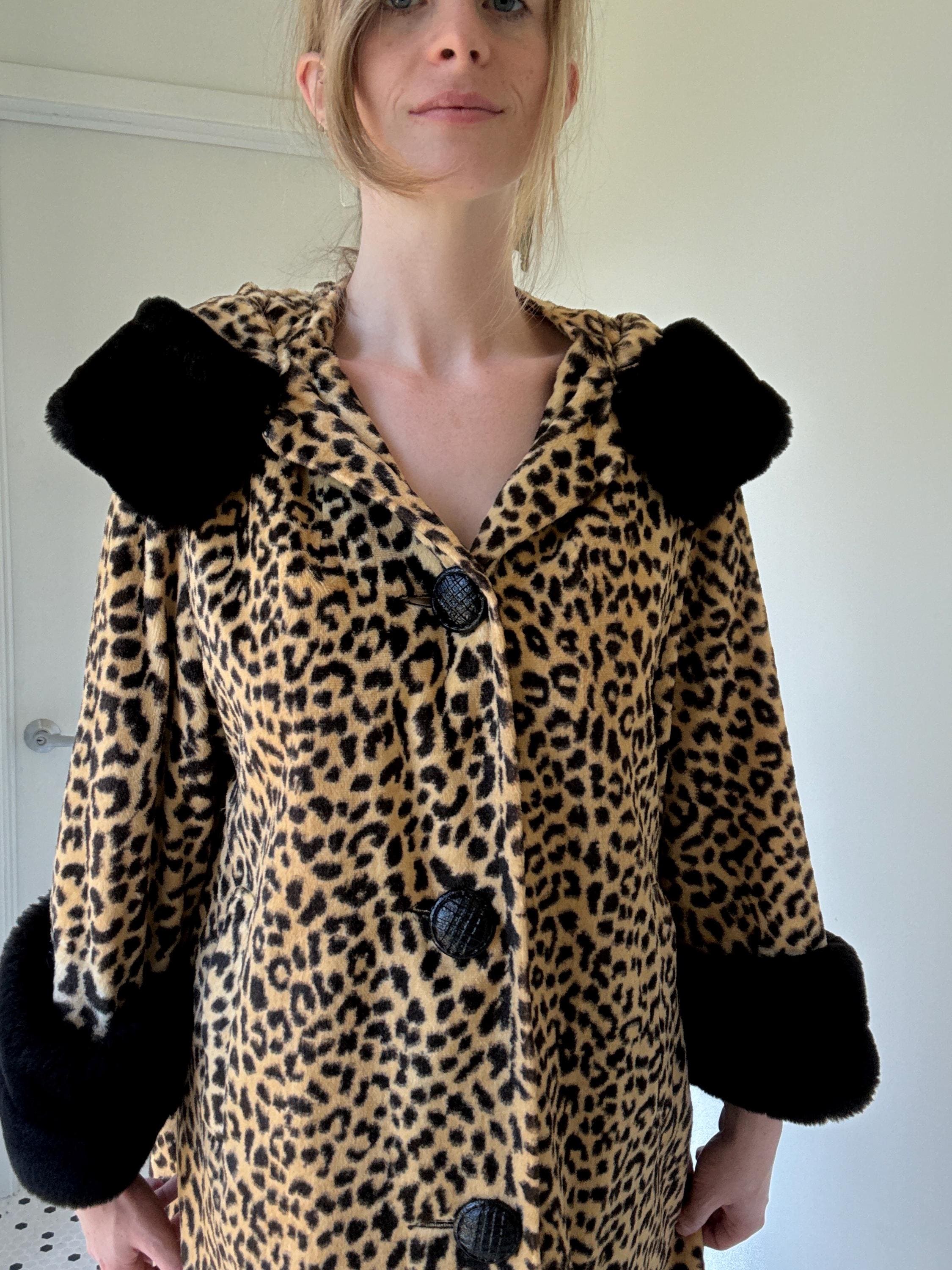 Vintage 1960's Cheetah Print, Leopard Faux Fur Coat, Size Medium