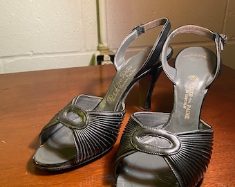 Vintage Beautiful 1950s Miller and Paine “De Liso” Heels, size 7.5