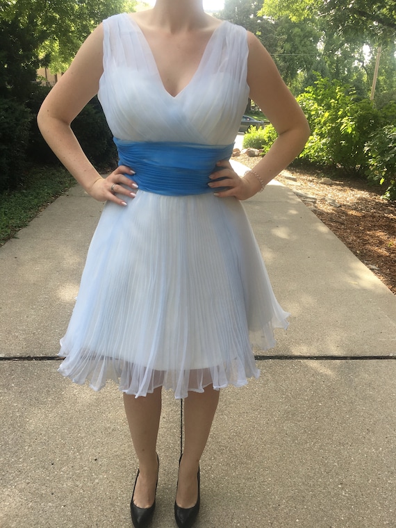 Vintage 1990's White and Blue Party Dress, size m… - image 1