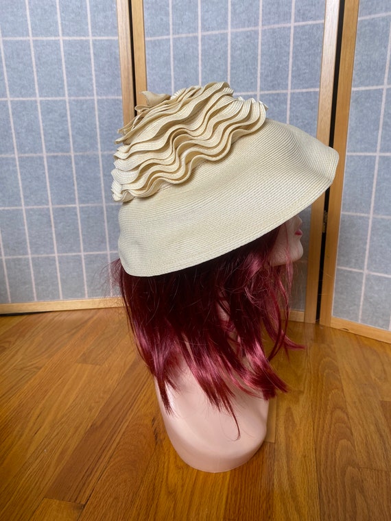 Vintage 1950’s cream beige woven straw ruffle hat by … - Gem