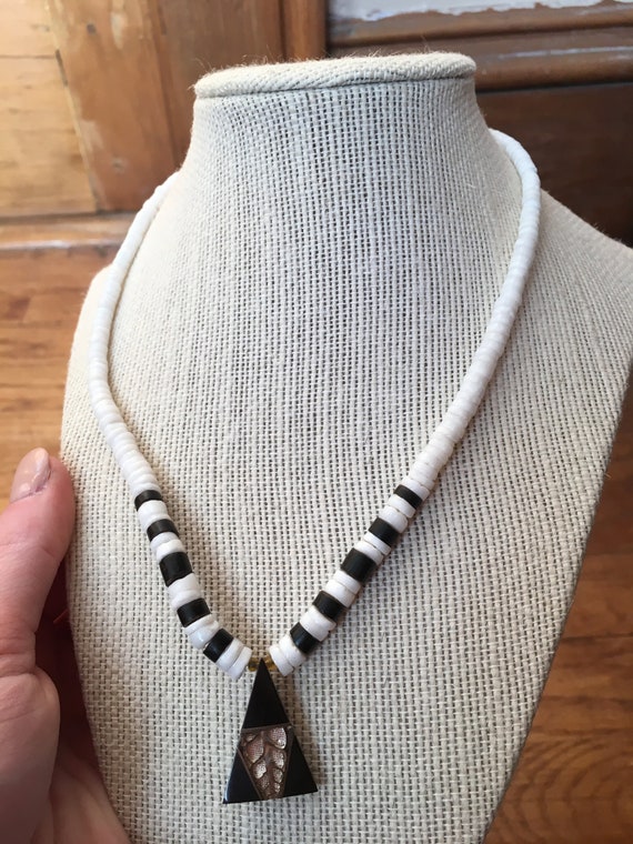 Vintage Black and White Beaded Screw Necklace - image 2