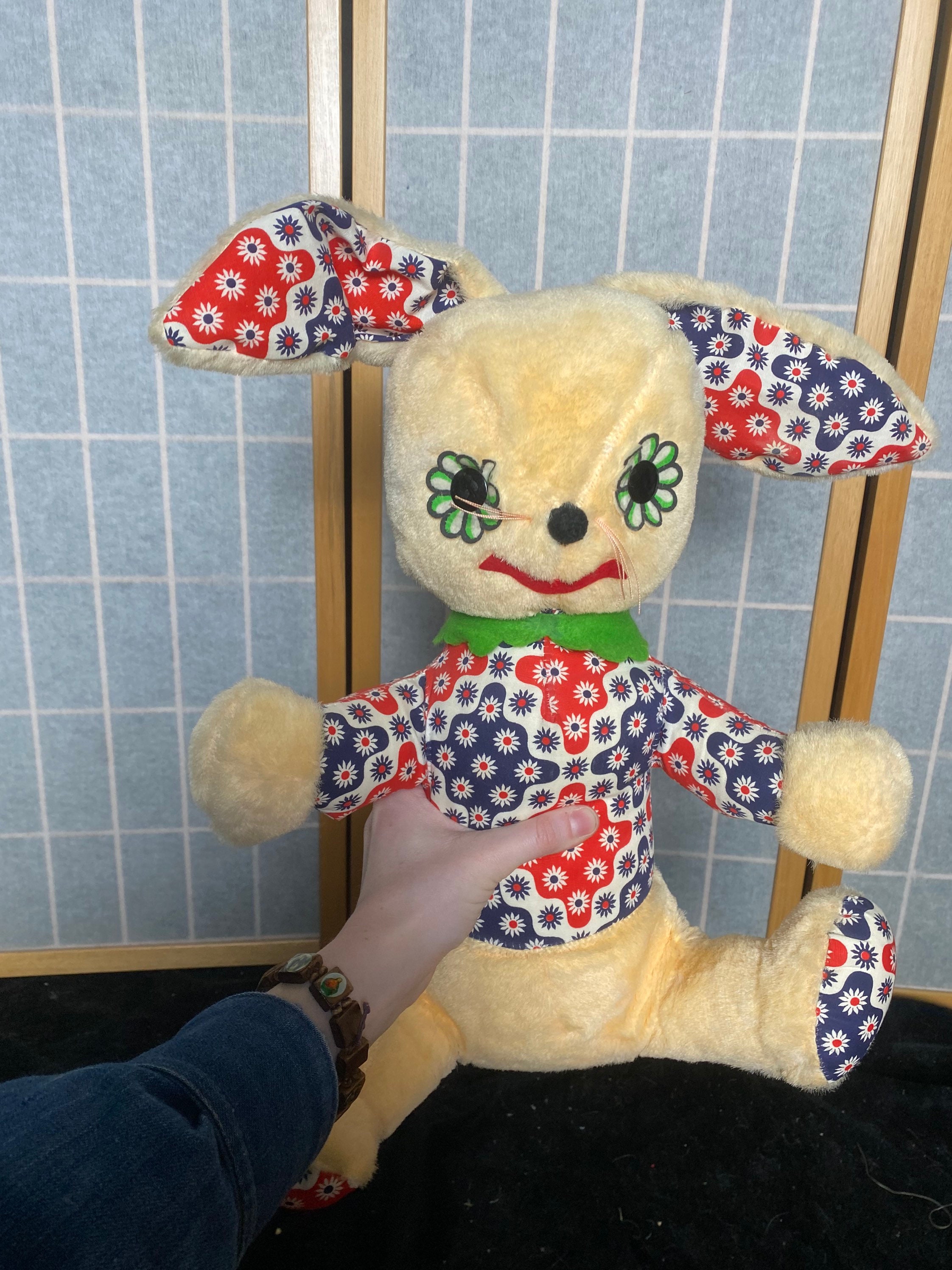 1960年代のヴィンテージサイケデリックなウサギのぬいぐるみ