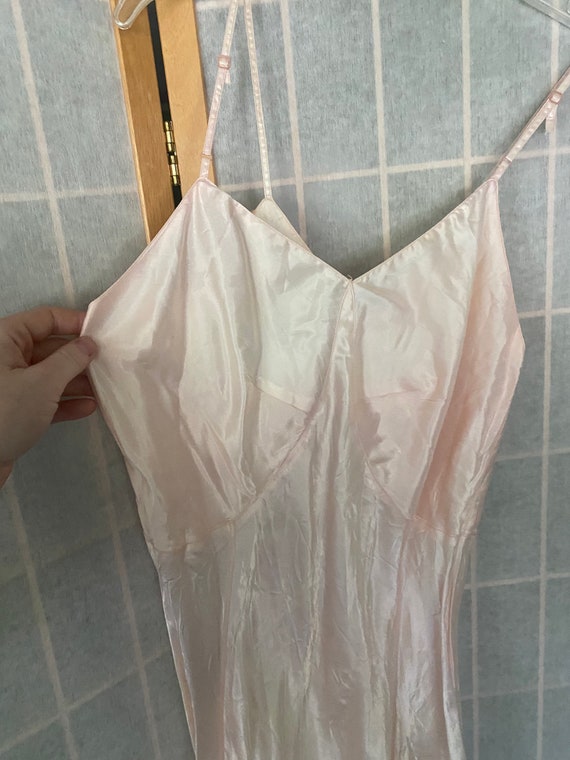 Vintage 1940’s light pink spaghetti strap slip ni… - image 2