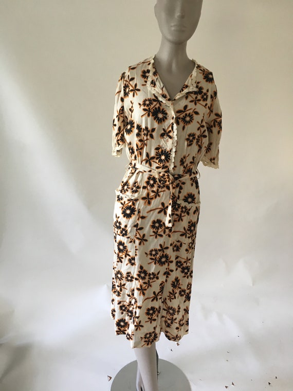 Vintage 1940's White Dress with Clear Buttons and