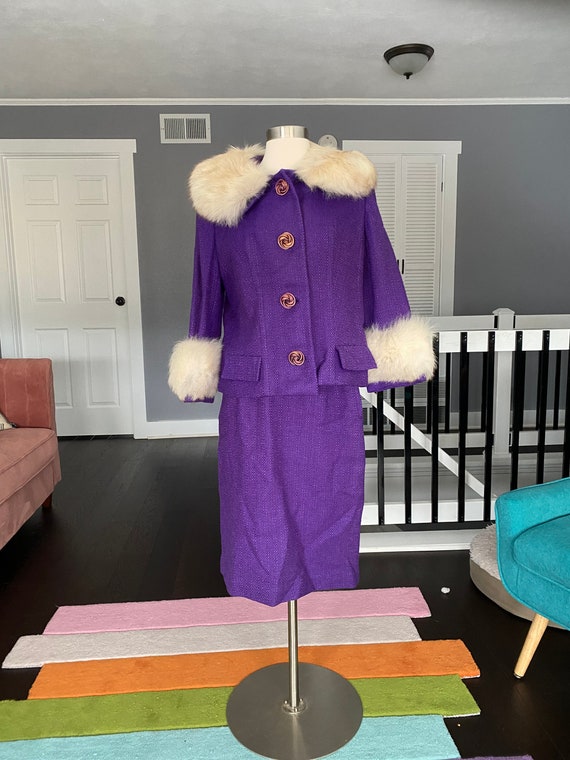 Vintage 1950’s 1960’s purple wool and fox fur skir