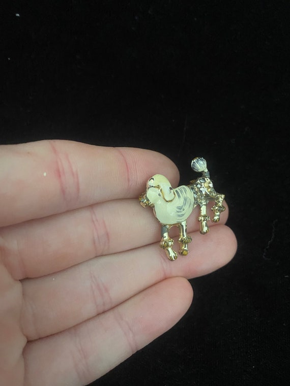 Vintage 1950’s/60’s gold and white enamel poodle … - image 4