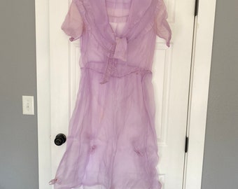 Vintage antique 1930’s sheer lilac purple dress with ruffles and flowers, size medium large