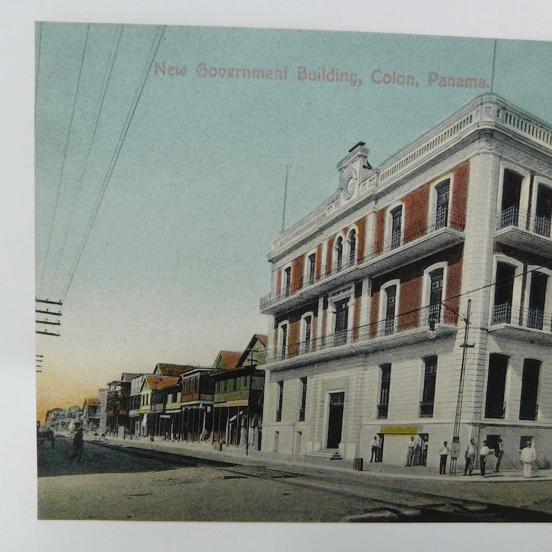 Colon Panama ~ Postcard 1920\u2019s Vintage ~ New Government Building