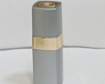 Chanel No 19 Etsy