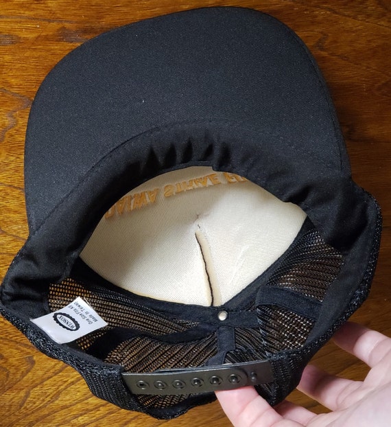 Vintage Daiwa Strike Force Black and Gold Fishing Mesh Foam Adjustable Snapback Trucker Hat Baseball Cap One Size