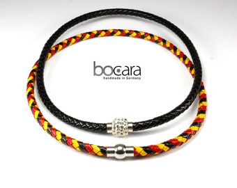 1 braided goat leather strap, 45 cm Ø 5.5 mm. Various colors and closures available