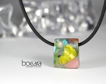 Pendant 28 x 24 mm made of cast resin with various gemstones