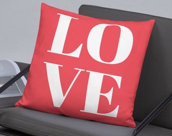 Romantic throw pillow with LOVE inscription