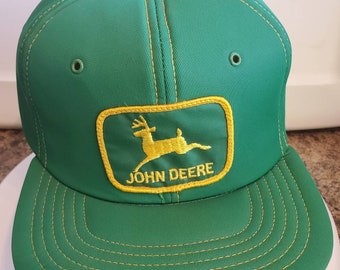 Vintage John Deere Snapback Trucker Hat