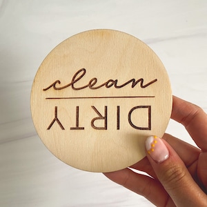Schmutzig/Sauberer Geschirrspüler-Magnet mit Handlettering