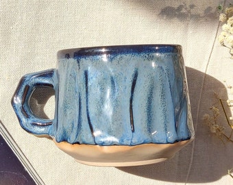 Handgemaakte aardewerk koffiemok: keramische espressokop, cadeau vader