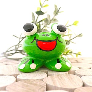 Gift idea lucky frog as a birthday gift and table decoration for children's birthdays get well soon painted stones lucky charm 1013