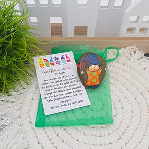 Carte cadeau personnalisable avec nom et lutin porte-bonheur, sac en organza, pierres porte-bonheur, porte-bonheur, idée cadeau d'anniversaire, 414