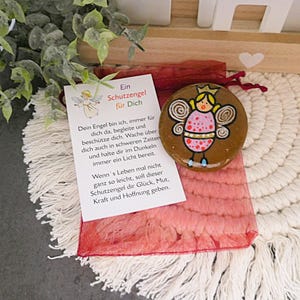 Ange gardien pour enfant pierre porte-bonheur environ 5 cm carte cadeau dans un sac porte-bonheur pierres peintes cadeau de remerciement décoration de table d'anniversaire 109