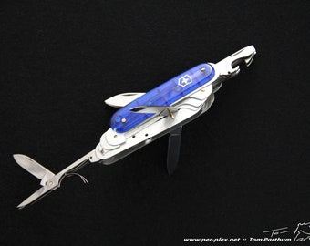 Navaja suiza tiburón obra de arte hecha a mano pieza única #herrería fina y llamativa para coleccionistas Victorinox