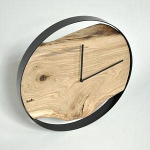 LOFT clock oak, round, black steel rim, old wood, design image 2