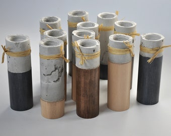 Komplet 4 świeczników - cement podparty drewnem