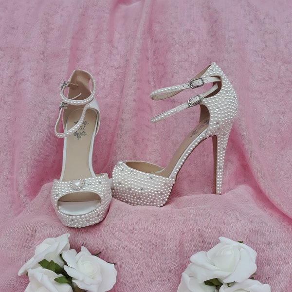 High heel pearl/crystal shoe with heart embellishment