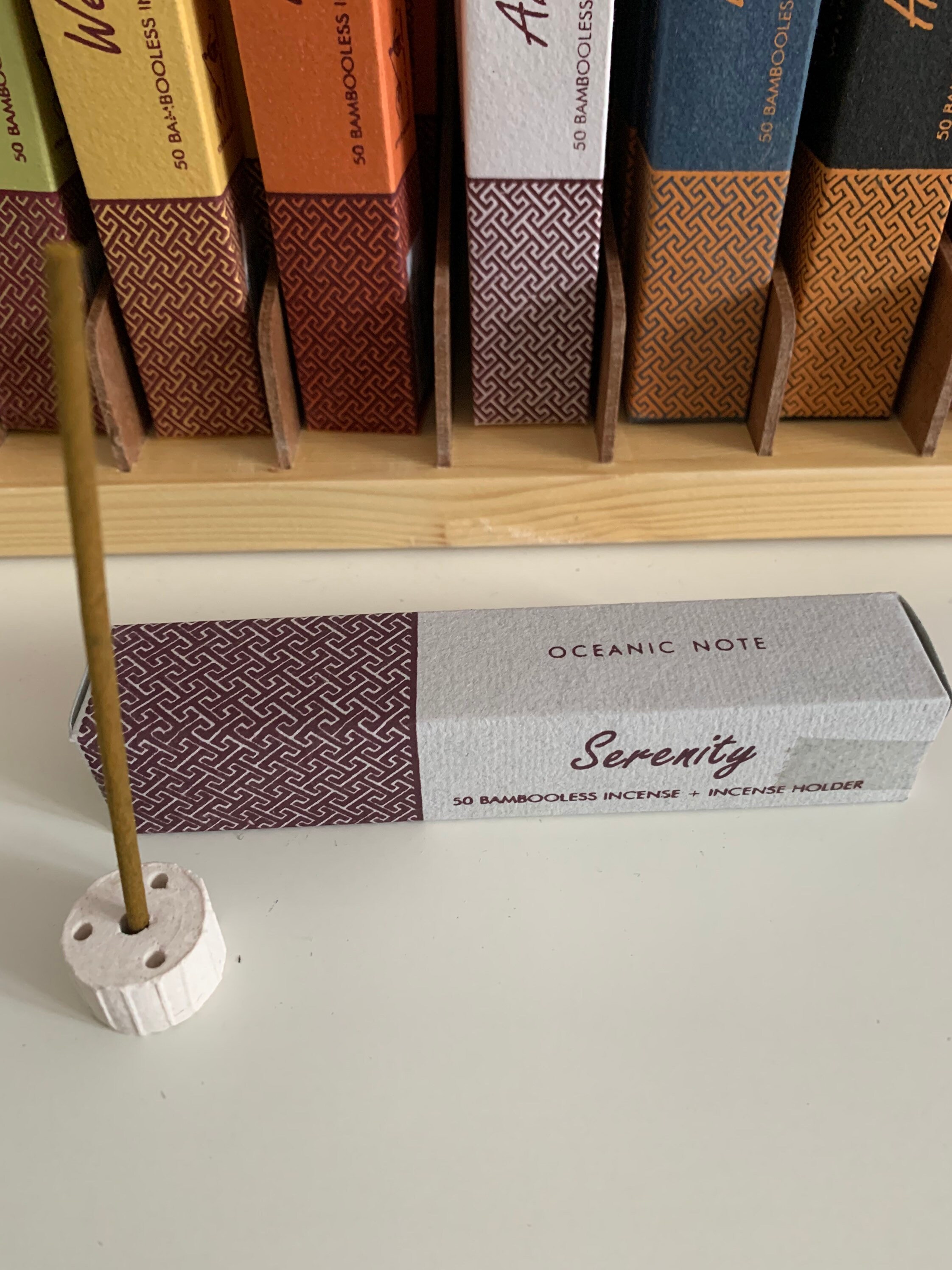 Encens Aux Herbes Sans Bambou avec Support Serenity Sérénité