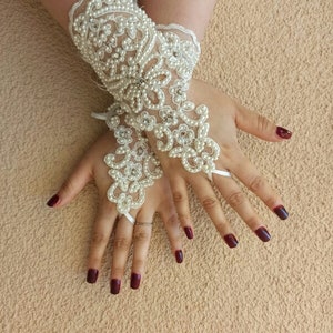 İvory Lace Gloves, Lace Gloves, Fingerless Bridal Gloves İvory Lace Glove Bridal Wedding Day Wedding Lace Bridal Glove GS00239