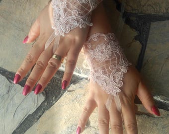 Pink Lace Fingerless Bridal Gloves: Wedding Costume Gloves