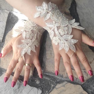 Wedding Gloves, Bridal Gloves, Lace Gloves, Fingerless Gloves,
