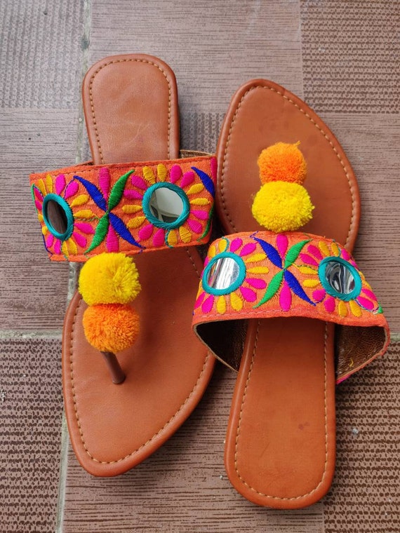 action sleeper chappal