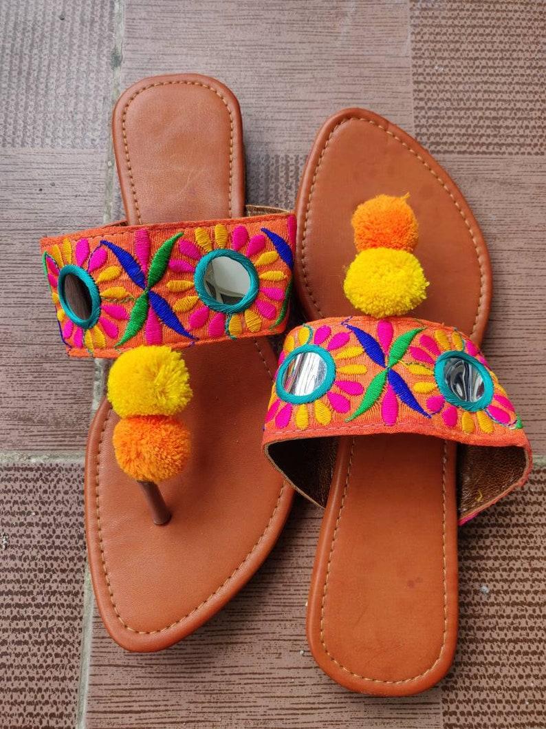 sleeper chappal ke design