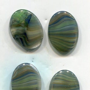 2 Boheemse cabochons ovaal kleurrijke marmerlook 18 x 13 mm